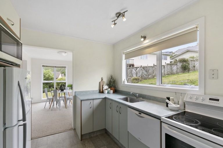 Photo of property in 30 Gaya Grove, Ngaio, Wellington, 6035