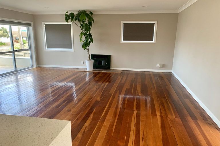 Photo of property in 65 Seacliffe Avenue, Belmont, Auckland, 0622