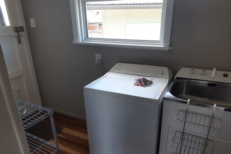 Photo of property in 208 Tamamutu Street, Taupo, 3330