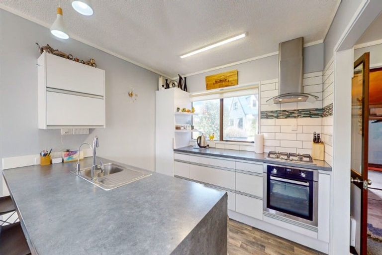 Photo of property in 16 Mcdonald Place, Paeroa, 3600