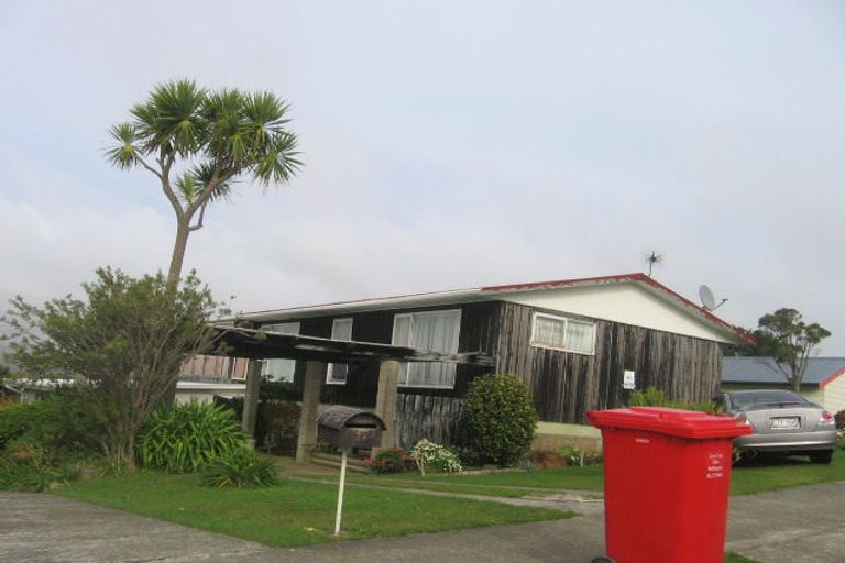 Photo of property in 75 Conclusion Street, Ascot Park, Porirua, 5024