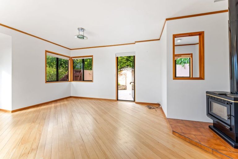 Photo of property in 47 Brixton Road, Manly, Whangaparaoa, 0930