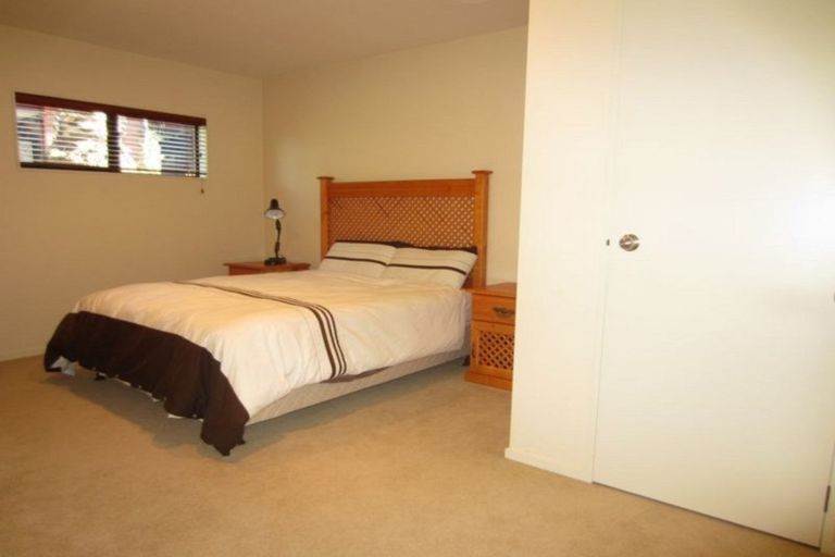 Photo of property in 1/53 Deep Creek Road, Waiake, Auckland, 0630