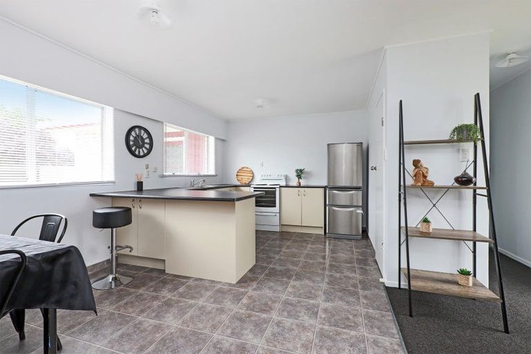 Photo of property in 34 Walton Way, Flaxmere, Hastings, 4120