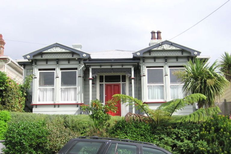 Photo of property in 21 Kenwyn Terrace, Newtown, Wellington, 6021