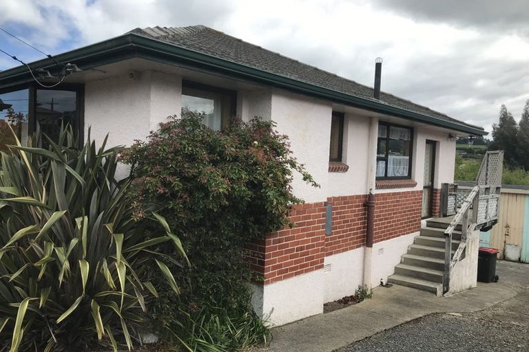Photo of property in 8 Blake Street, Halfway Bush, Dunedin, 9010