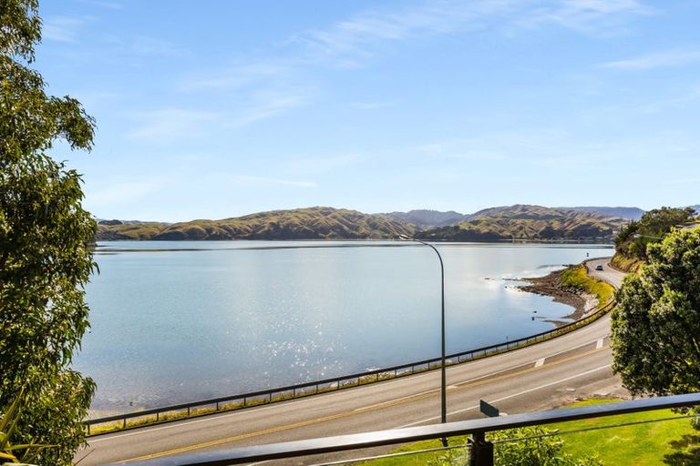 Photo of property in 49b Bosun Terrace, Whitby, Porirua, 5024