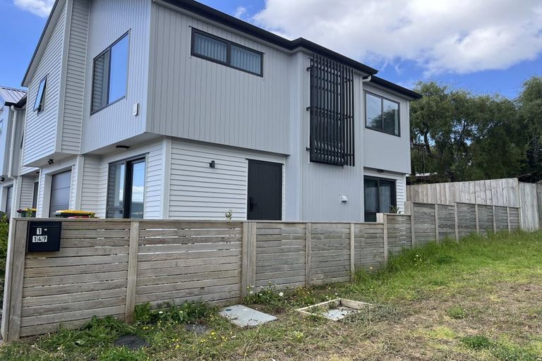 Photo of property in 1/149 Tirimoana Road, Te Atatu South, Auckland, 0602