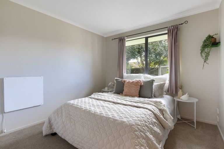 Photo of property in 8 Highlander Place, Welcome Bay, Tauranga, 3112