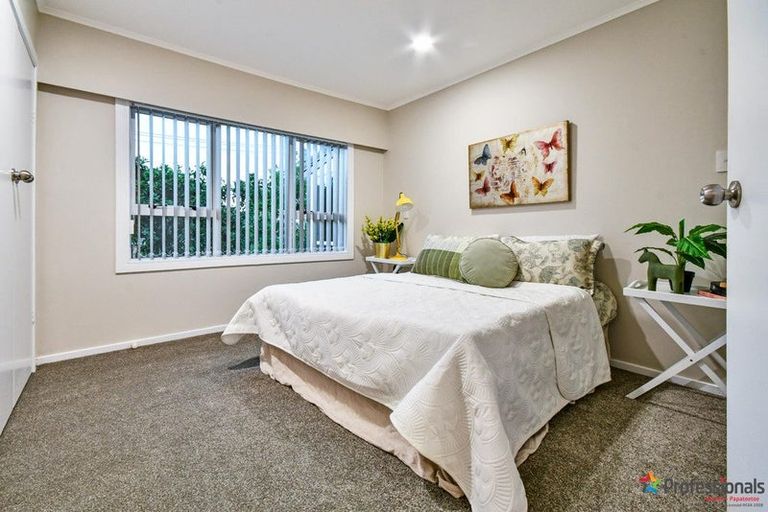 Photo of property in 27 Thompson Terrace, Manurewa, Auckland, 2102