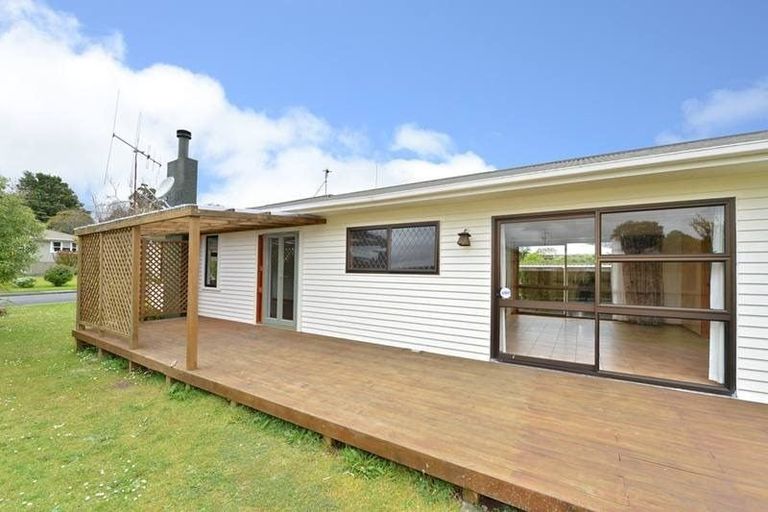 Photo of property in 24 Carr Street, Te Kamo, Whangarei, 0112