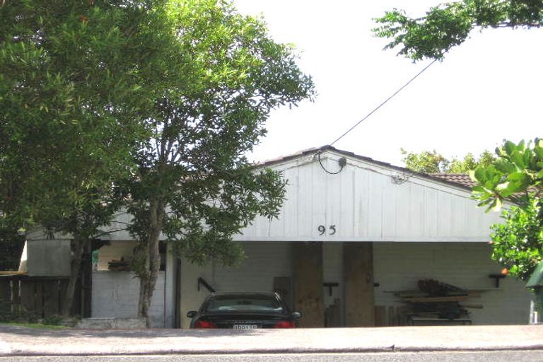 Photo of property in 95 Sunset Road, Totara Vale, Auckland, 0632