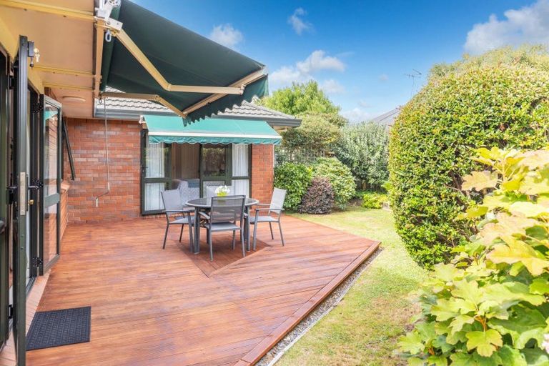 Photo of property in 12 Kirk Close, Rototuna, Hamilton, 3210