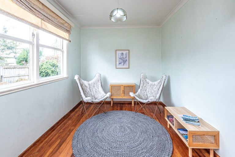 Photo of property in 11 Saint Leonard Street, Saint Johns Hill, Whanganui, 4501