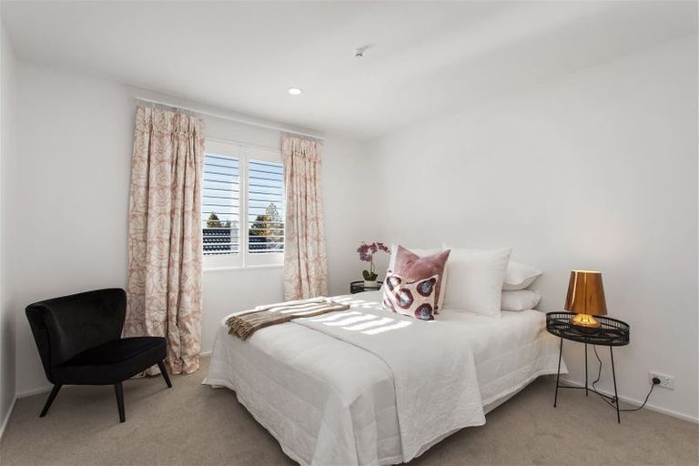 Photo of property in 45 Garreg Road, Bryndwr, Christchurch, 8052