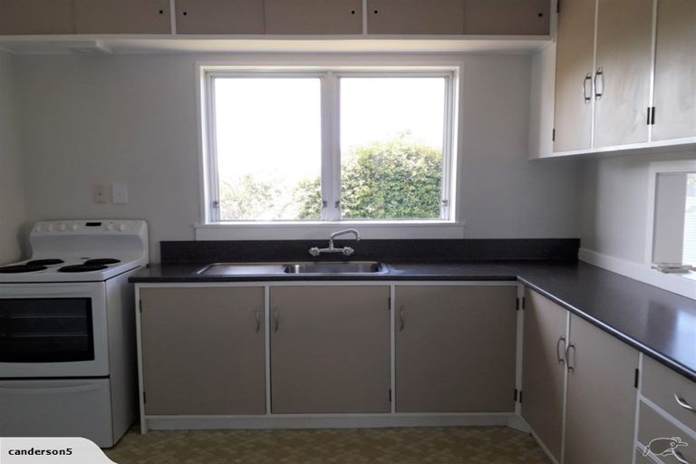 Photo of property in 1/239 Carrington Street, Vogeltown, New Plymouth, 4310