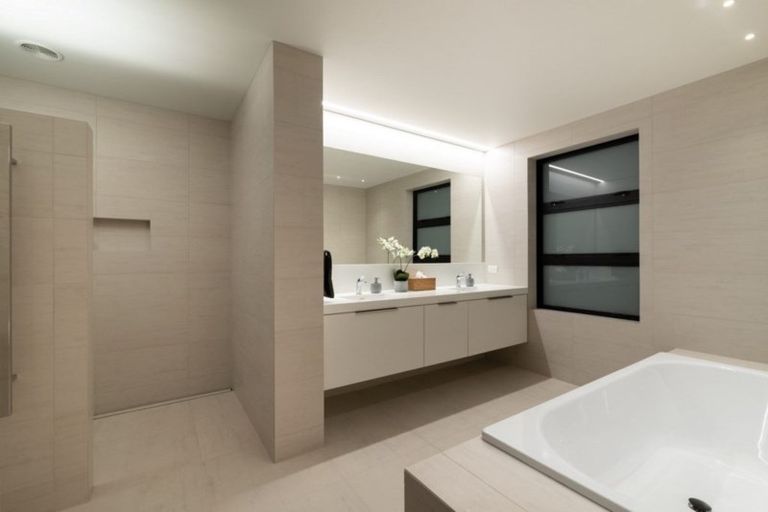 Photo of property in 5 Fourth Avenue, Tauranga, 3110