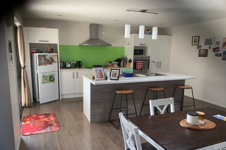 Photo of property in 96 Helenslee Road, Pokeno, 2472
