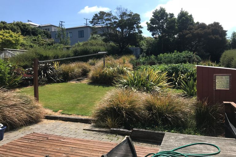 Photo of property in 18 Frasers Road, Glenross, Dunedin, 9011