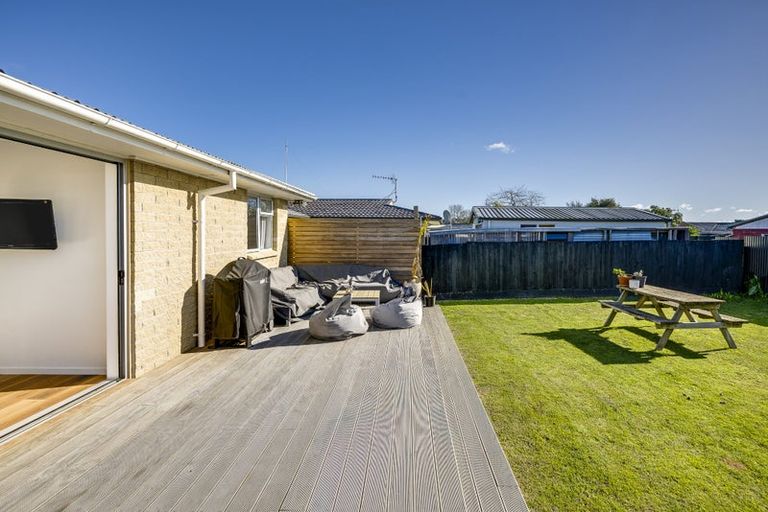 Photo of property in 8 Lyttelton Crescent, Tamatea, Napier, 4112