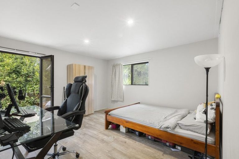 Photo of property in 2/34 Sycamore Drive, Sunnynook, Auckland, 0620