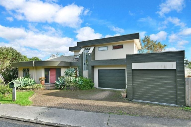 Photo of property in 68 Brixton Road, Manly, Whangaparaoa, 0930