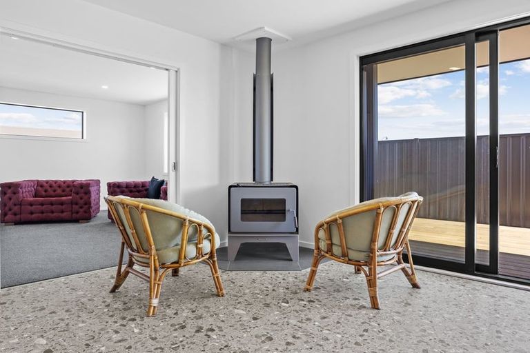 Photo of property in 25 Lakeland Avenue, Twizel, 7901