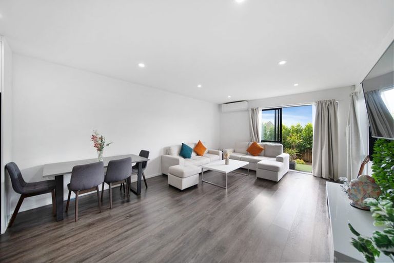 Photo of property in 11 Tuuhura Road, Pukekohe, 2120