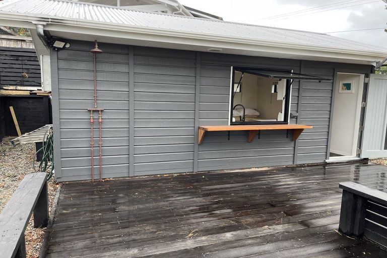 Photo of property in 2 Eveline Street, Mangawhai Heads, Mangawhai, 0505