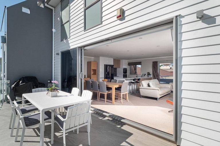 Photo of property in 369c Oceanbeach Road, Mount Maunganui, 3116