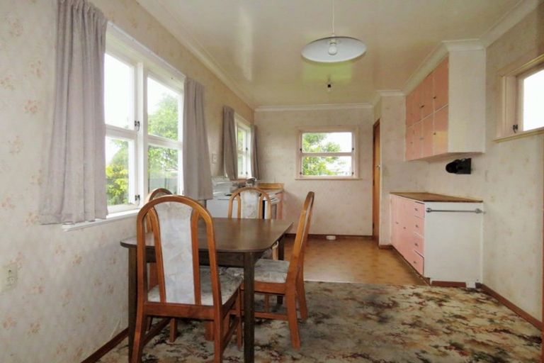 Photo of property in 30 Cobham Street, Levin, 5510