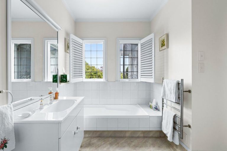 Photo of property in 59 Joll Road, Havelock North, 4130