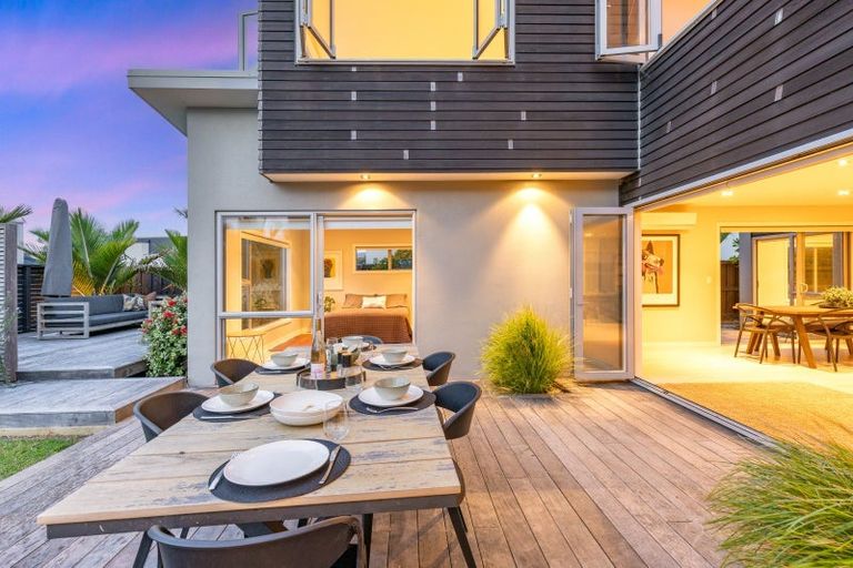 Photo of property in 11 Patiki Place, Omaha, 0986