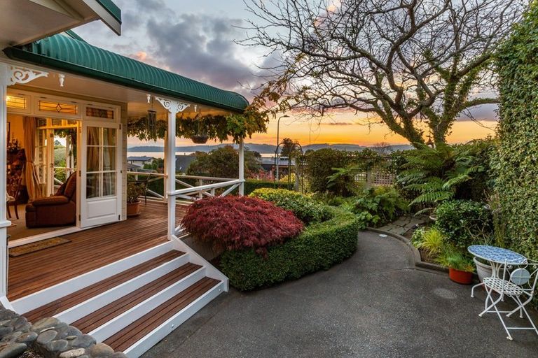 Photo of property in 70 Shepherd Road, Waipahihi, Taupo, 3330