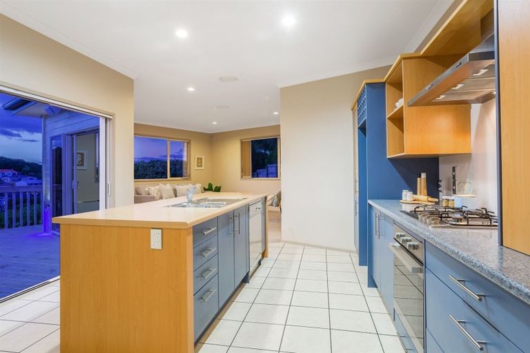 Photo of property in 20 Astronomer Place, Whitby, Porirua, 5024