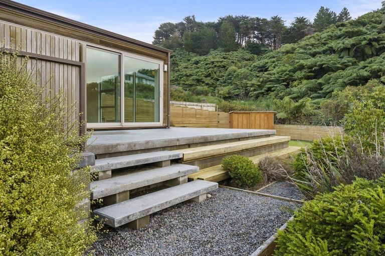 Photo of property in 17 Tara Place, Belmont, Lower Hutt, 5010