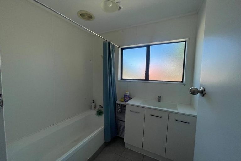 Photo of property in 5/19 Smiths Avenue, Papakura, 2110