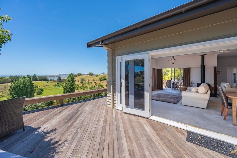 Photo of property in 290 Poraiti Road, Poraiti, Napier, 4182