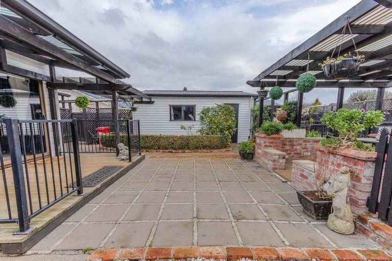 Photo of property in 18 Godwin Crescent, College Estate, Whanganui, 4500