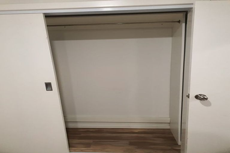 Photo of property in 18 Hydra Place, Glen Eden, Auckland, 0602