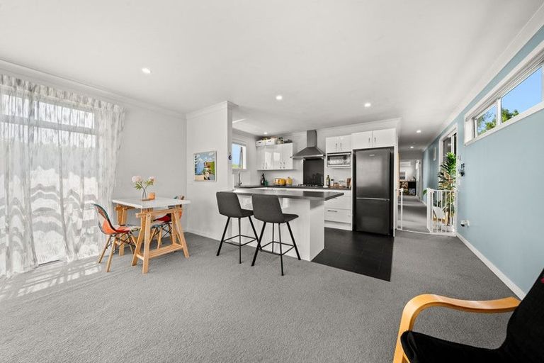 Photo of property in 22 Tuscan Lane, Martinborough, 5711