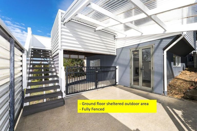 Photo of property in 3 Spargo Road, Massey, Auckland, 0614