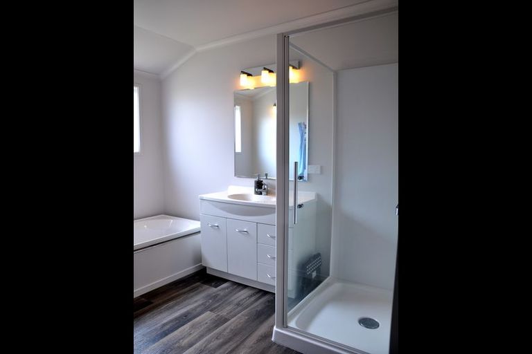 Photo of property in 21 Surfers Avenue, Waihi Beach, 3611