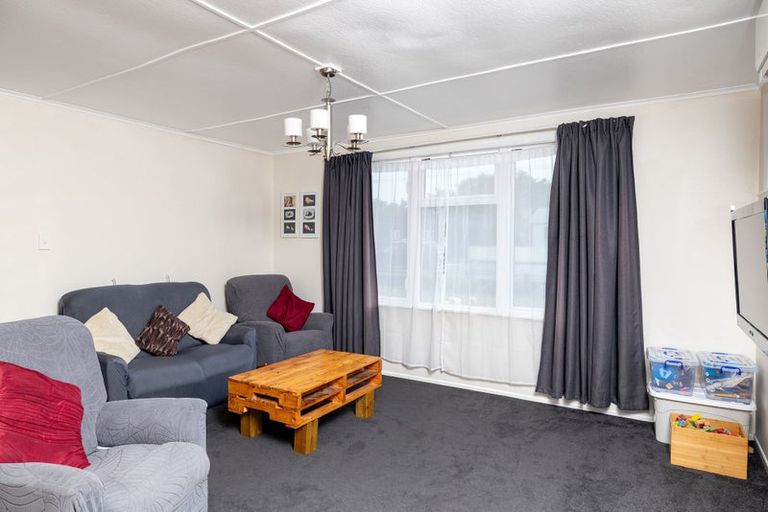 Photo of property in 56 Revans Street, Featherston, 5710