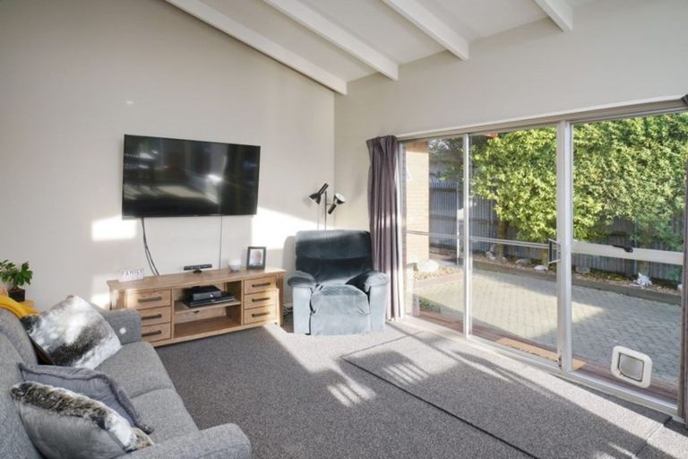 Photo of property in 77 Balcairn Street, Halswell, Christchurch, 8025