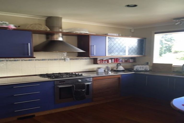 Photo of property in 3 Douglas Street, Paraparaumu Beach, Paraparaumu, 5032