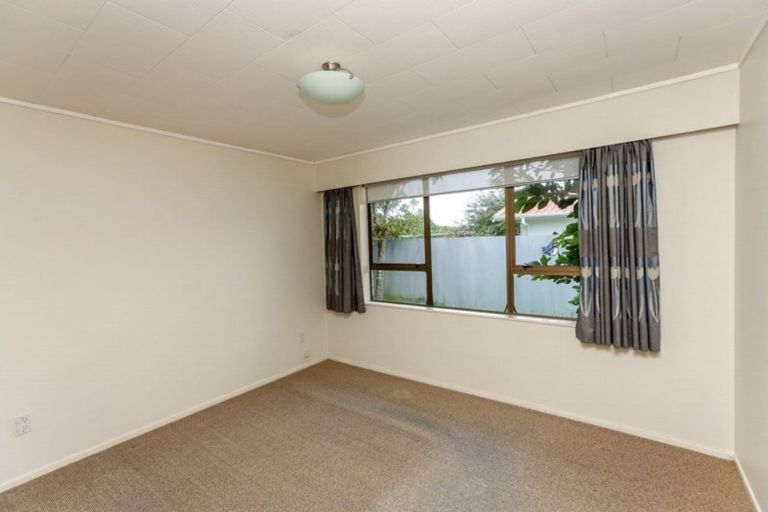 Photo of property in 59 Drake Street, Vogeltown, New Plymouth, 4310