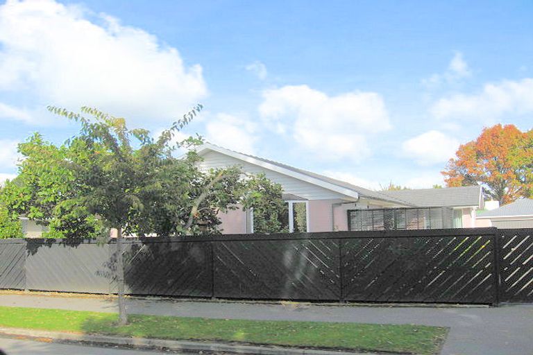 Photo of property in 269 Waimairi Road, Ilam, Christchurch, 8041