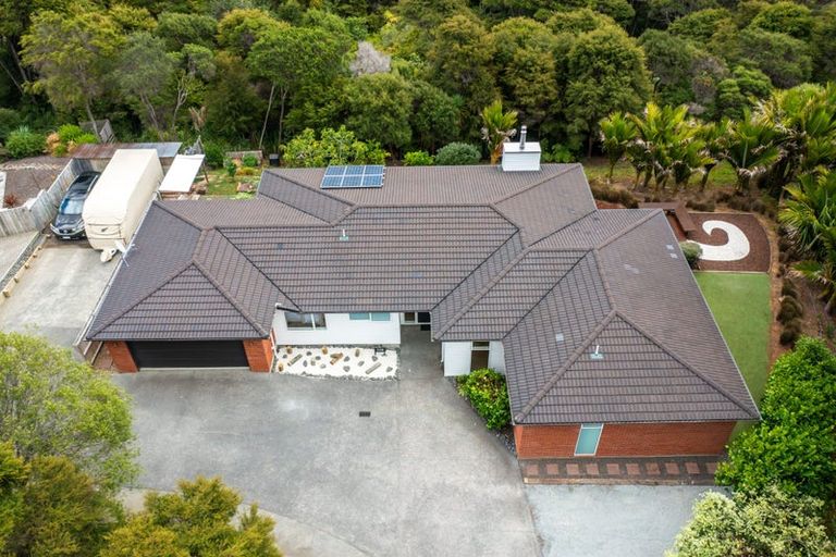 Photo of property in 339 Glenvar Road, Long Bay, Auckland, 0630