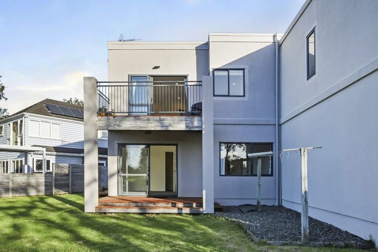 Photo of property in 27b Challinor Street, Pakuranga, Auckland, 2010